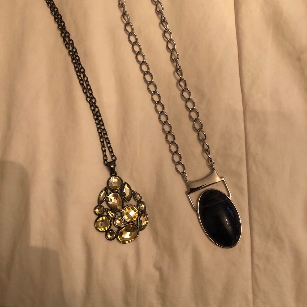 Necklace Set - Picture 4 of 9